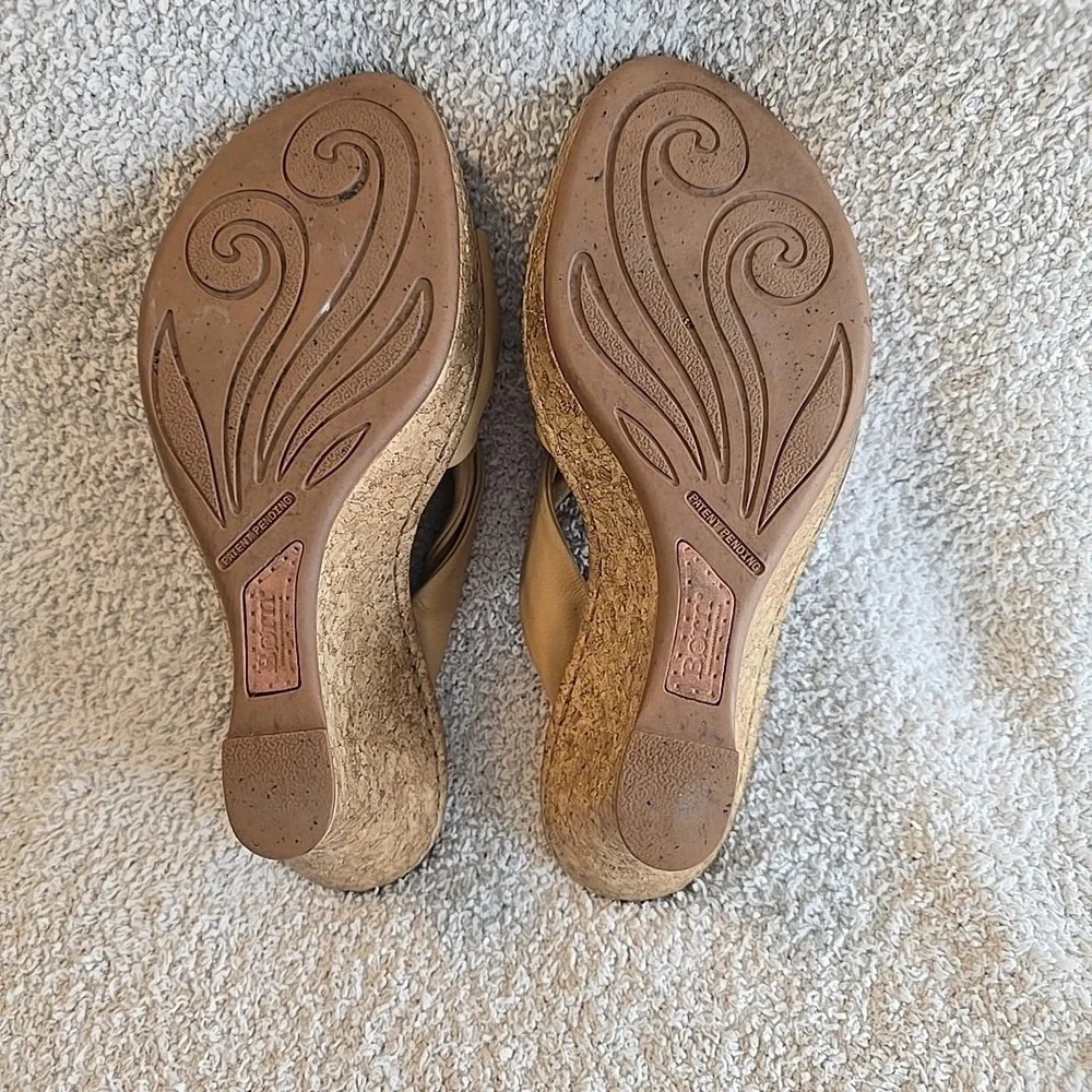 Born Driless Womens Monte Carlo Sandal Size 8 Tan Leather Slip-on Wedge Mule
